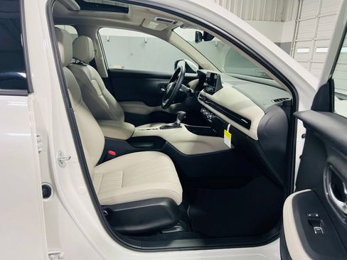 New 2026 Honda HR-V EX-L image 33