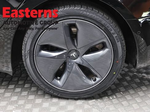 Used 2019 Tesla Model 3 Standard Range RWD image 8