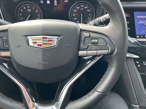 Used 2024 Cadillac XT6 Premium Luxury w/ Technology Package AWD/4WD image 16