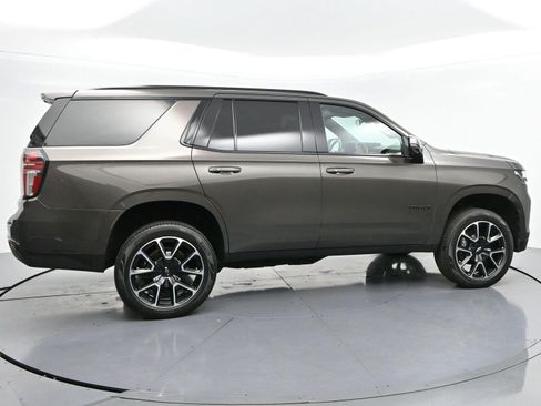 Used 2021 Chevrolet Tahoe RST w/ Luxury Package AWD/4WD image 8