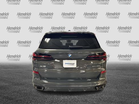 Used 2026 BMW X5 sDrive40i w/ Executive Package RWD image 9
