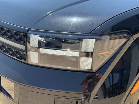 Used 2025 Hyundai Santa Fe Calligraphy FWD image 17
