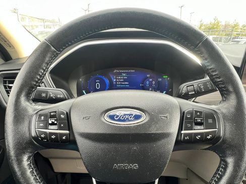 Used 2020 Ford Escape Titanium w/ Titanium Premium Package 2.0 image 13