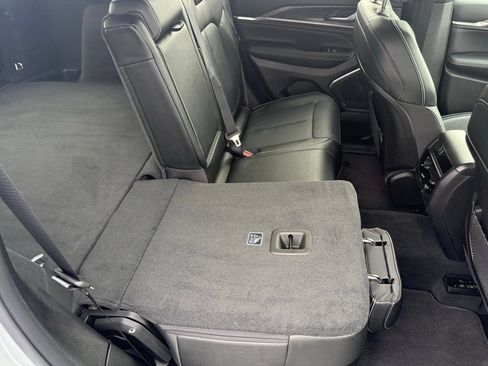 New 2025 Jeep Grand Cherokee Overland AWD/4WD image 47