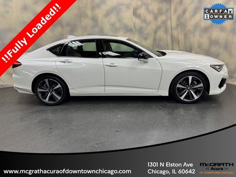 Certified 2025 Acura TLX w/ Technology Package image 9