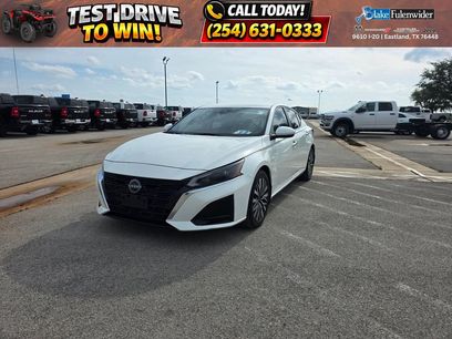 Used 2023 Nissan Altima 2.5 SV