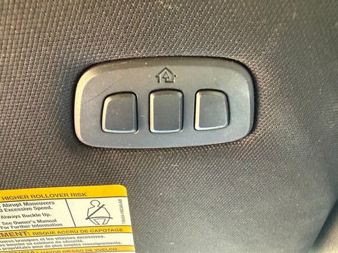 Used 2020 Ford Expedition XLT w/ Equipment Group 202A AWD/4WD image 23