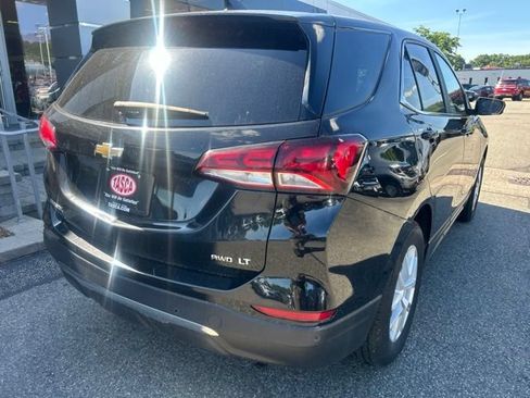 Used 2024 Chevrolet Equinox LT AWD/4WD image 3