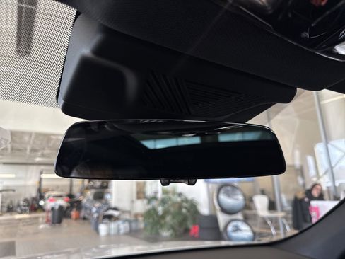 Used 2025 BMW X2 xDrive28i w/ Convenience Package image 28