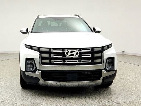Used 2025 Hyundai Santa Cruz Limited AWD/4WD image 2