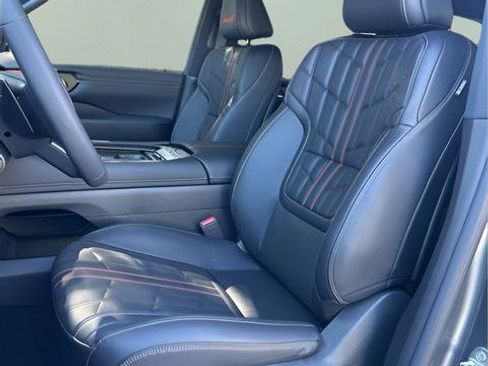 New 2026 Nissan Armada PRO-4X w/ Captain's Chari Seat Package AWD/4WD image 17