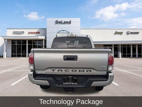Used 2023 Toyota Tacoma TRD Sport w/ Technology Package AWD/4WD image 4