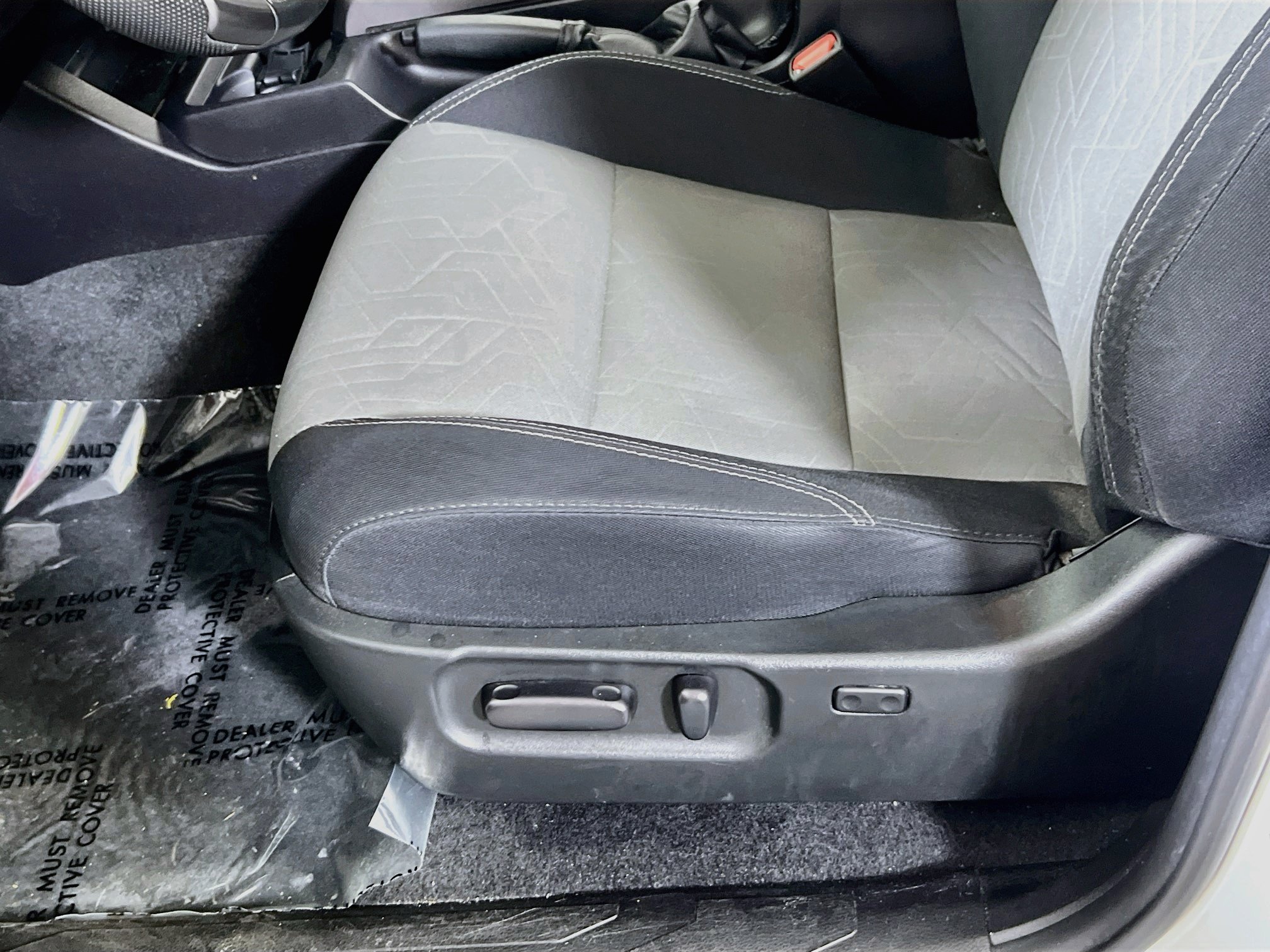 Used 2022 Toyota Tacoma TRD Sport AWD/4WD image 19