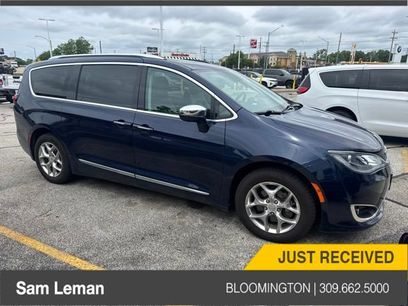 Used 2017 Chrysler Pacifica Limited