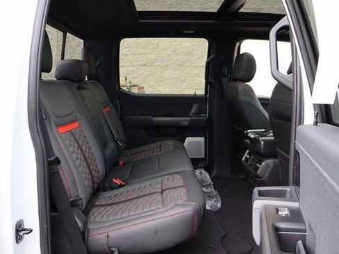 New 2025 Ford F150 Lariat w/ Equipment Group 502A High image 43