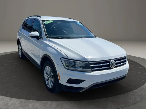 Used 2019 Volkswagen Tiguan SE FWD image 1