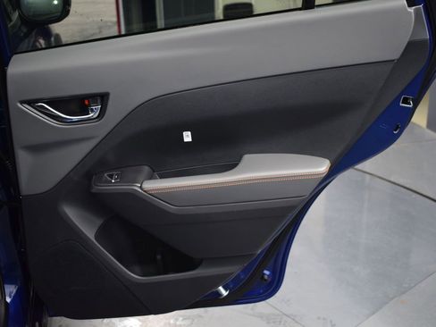 Certified 2025 Subaru Crosstrek 2.5i Limited w/ Crosstrek Mirror Package image 19