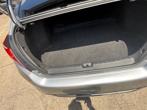 Used 2019 Honda Civic EX image 11