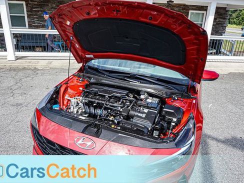 Used 2022 Hyundai Elantra SEL FWD image 38
