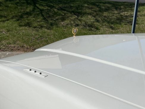 Used 1991 Cadillac De Ville Coupe image 6