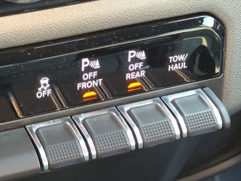 Used 2025 RAM 1500 Big Horn image 15