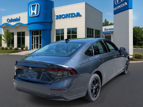 Used 2025 Honda Accord SE image 6