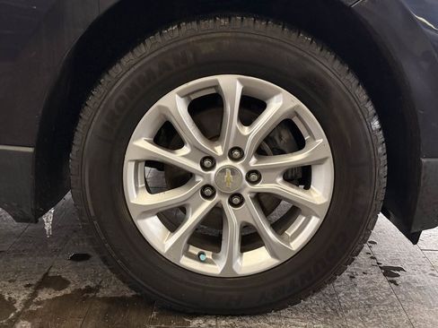 Used 2019 Chevrolet Equinox LS w/ LS Convenience Package image 37