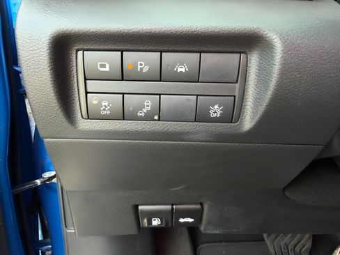 Certified 2025 Nissan Kicks Play S FWD image 16
