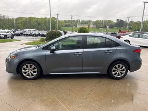 Used 2024 Toyota Corolla LE FWD image 4