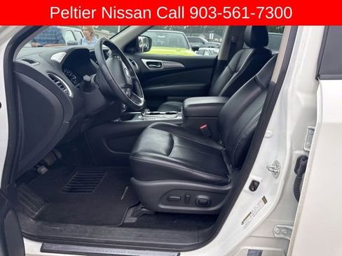 Used 2019 Nissan Pathfinder SL FWD image 10