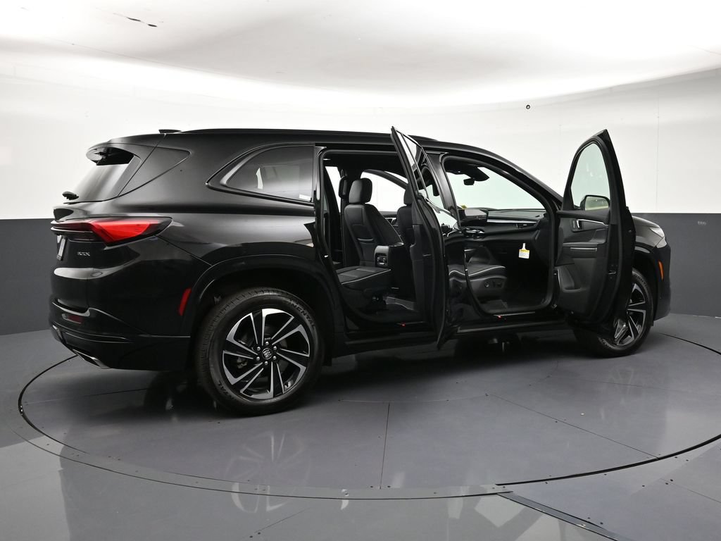 Used 2026 Buick Enclave Sport Touring w/ Power Package AWD/4WD image 32