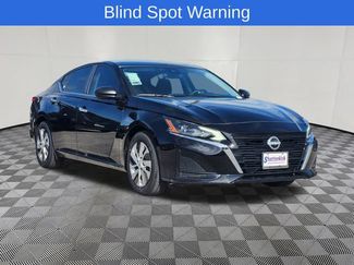 Used 2025 Nissan Altima 2.5 S FWD video 3