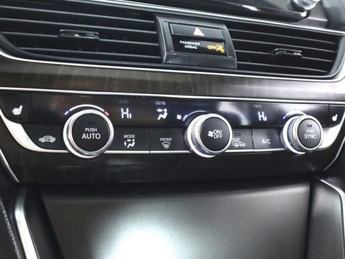 Used 2019 Honda Accord EX image 22