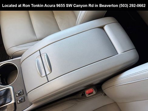 Used 2016 Toyota Highlander XLE AWD/4WD image 24