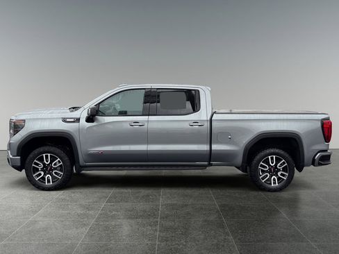 Used 2024 GMC Sierra 1500 AT4 w/ AT4 Premium Package AWD/4WD image 5