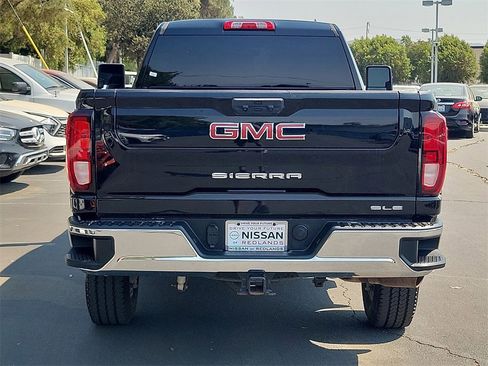 Used 2022 GMC Sierra 2500 SLE w/ SLE Convenience Package image 31
