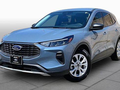Used 2024 Ford Escape Active w/ Cold Weather Package FWD image 35