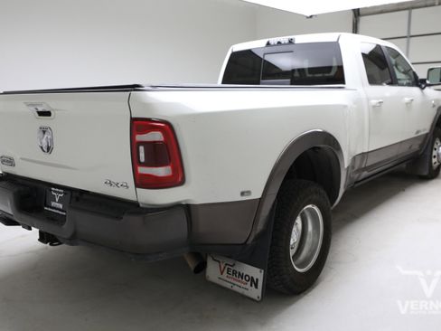Used 2019 RAM 3500 Limited AWD/4WD image 4