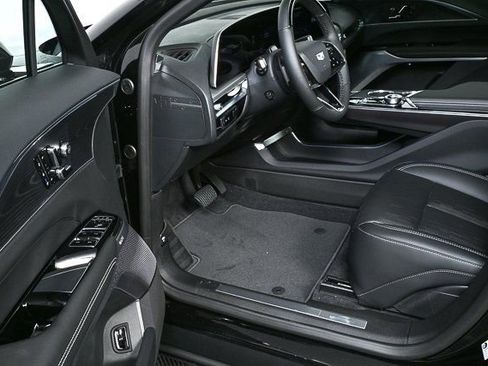 New 2026 Cadillac Lyriq Premium Sport image 8