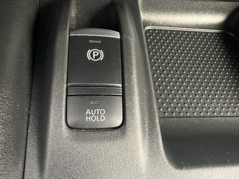 Used 2019 Nissan Rogue SL w/ Premium Package AWD/4WD image 30
