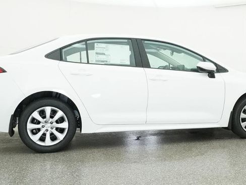 New 2026 Toyota Corolla LE image 9