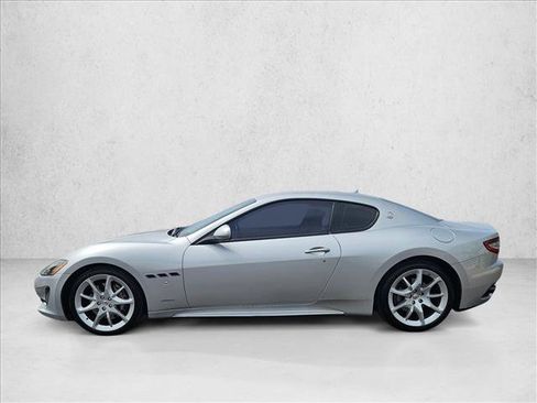 Used 2015 Maserati GranTurismo Sport RWD image 9