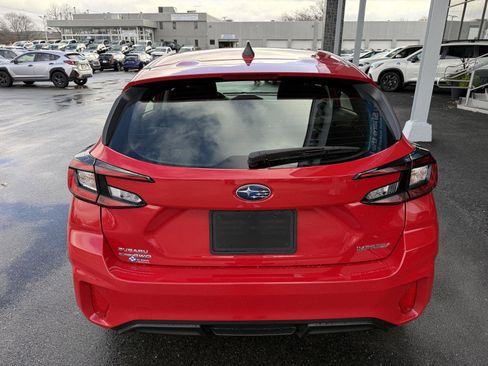 Certified 2025 Subaru Impreza 2.0i image 4