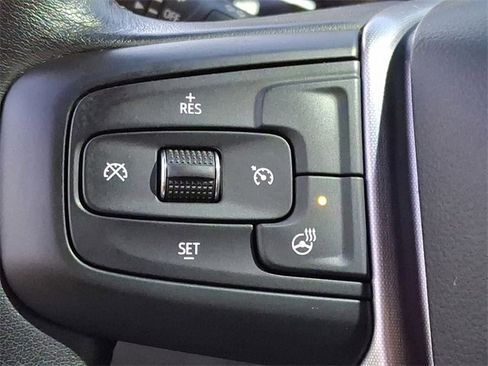 Used 2022 GMC Sierra 1500 Elevation image 25