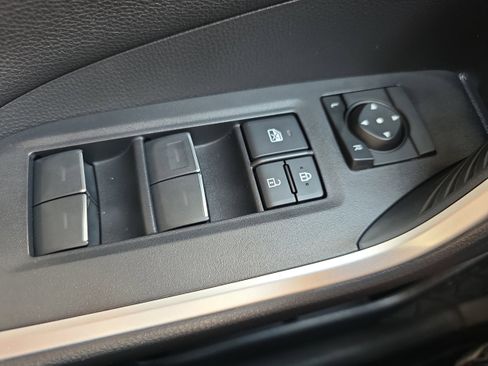 Used 2023 Toyota RAV4 Limited AWD/4WD image 24