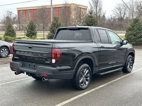 Used 2024 Honda Ridgeline Sport image 31