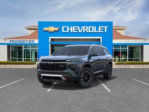 New 2026 Chevrolet Traverse Z71 w/ Driver Confidence Package image 8