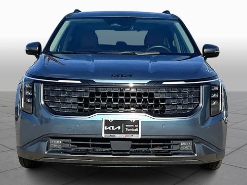 Certified 2025 Kia Carnival SX w/ SX Dark Edition Package image 3