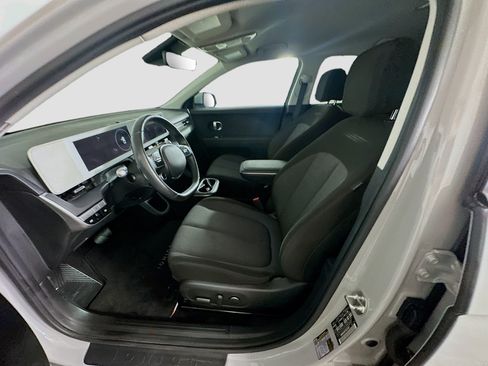 Used 2024 Hyundai Ioniq 5 SEL RWD image 13