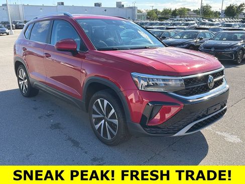 Used 2023 Volkswagen Taos SE w/ Panoramic Sunroof Package AWD/4WD image 1